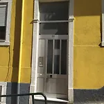 Charming Flat With 2 Bedrooms On Lisbon's 7th Hill