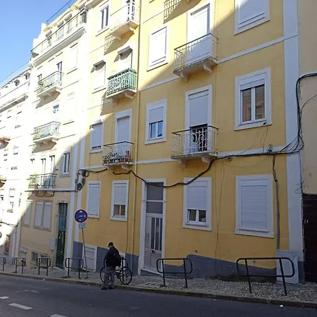 Charming Flat With 2 Bedrooms On Lisbon's 7th Hill Apartmán *
