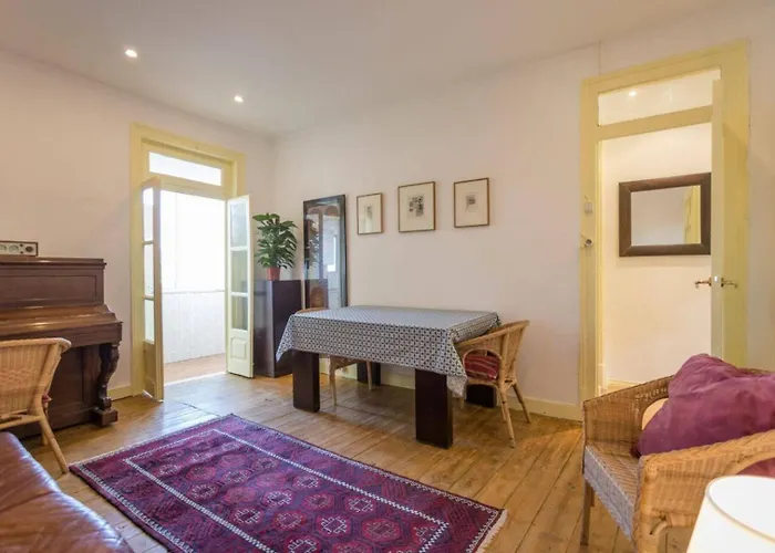 アパート Charming Flat With 2 Bedrooms On Lisbon's 7th Hill *